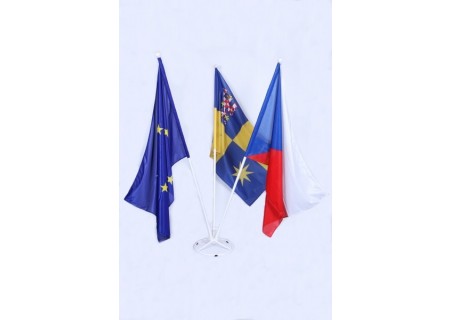 Komplet:: interiérový stojan, žerdě, vlajky ČR, EU a firemní